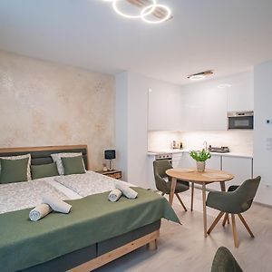 Studio met een King Size Bed